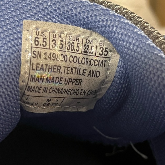 Skechers Women's Hillerest Trail Athletic Shoes sz 6.5 Grey/Multi - Picture 4 of 4